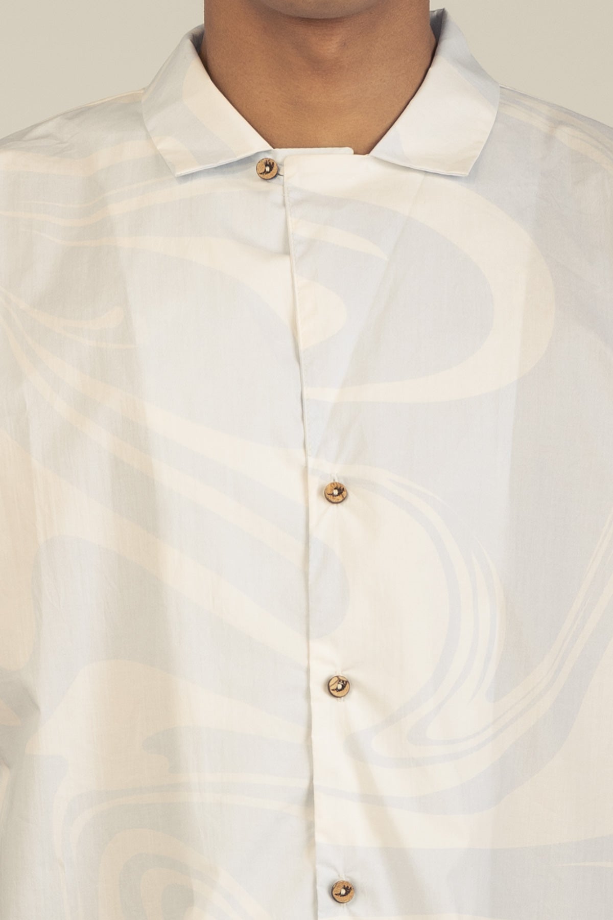 Camisa Convertible Collar Boxy Marble Sky - Polonio